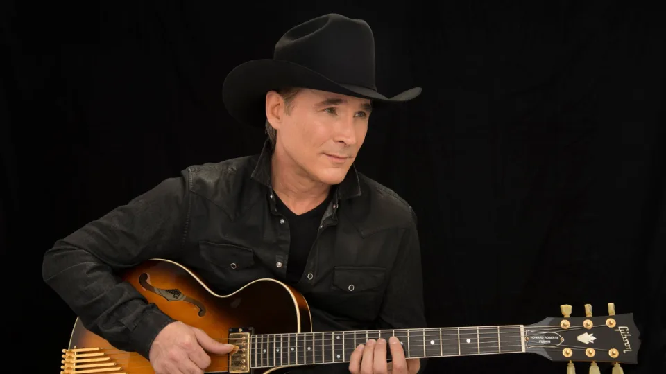 Clint Black (21+)