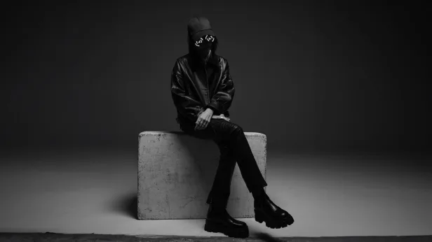 Rezz w/ Frost Children