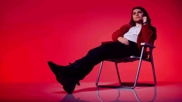 Alex Lahey (Solo) with talker