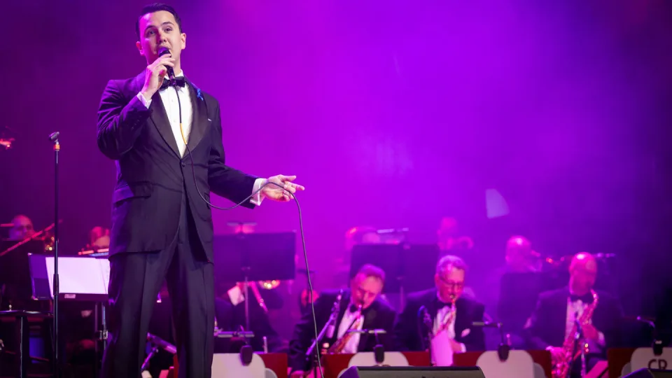Brandon Tomasello | Official Caesars Ticket + Hotel Packages