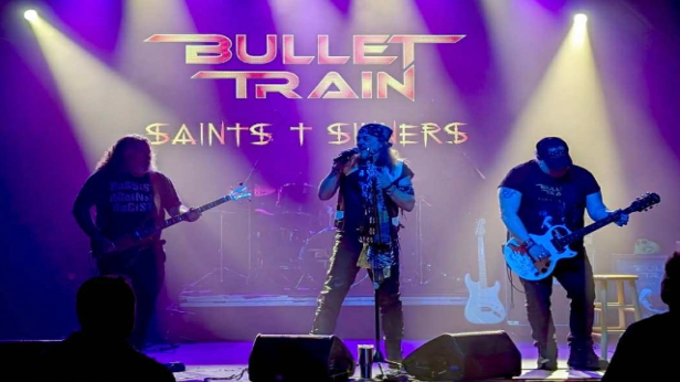 BULLET TRAIN with Tombstone Shadow & Algona