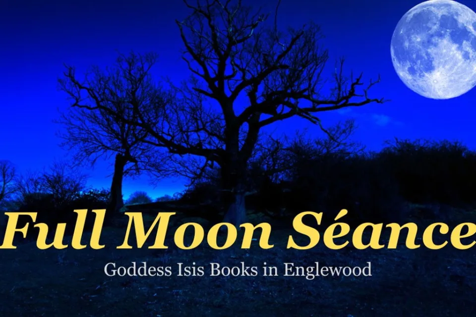 Full Moon Séance in Englewood