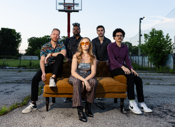 Emily Syring and The Saviors w/ Kinfolk at Woodlands Tavern