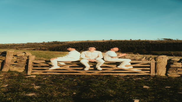 Nathan Evans and The St Phnx Band