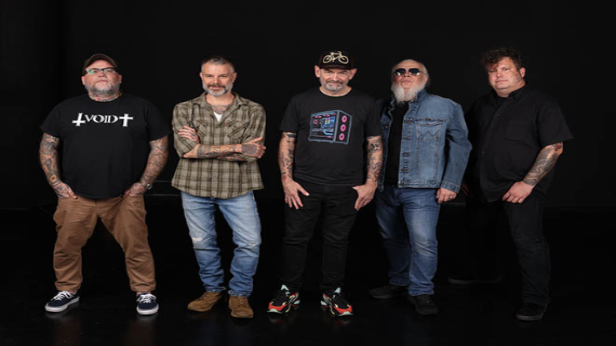 LUCERO - Celebrating 20 years of “Nobody's Darlings"