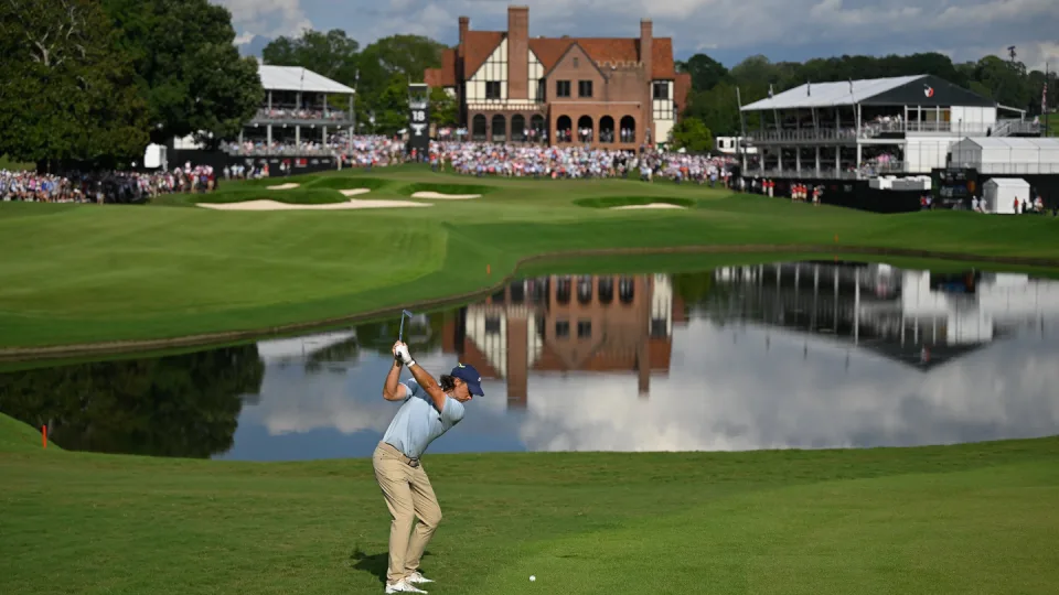 TOUR Championship - Thursday