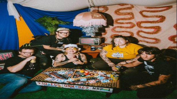 Nothing/Assumed Presents: FREE MONDAY w/ Strapped / Urine Hell / Waxing / Jesień