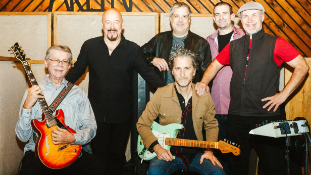 Kim Wilson & the Fabulous Thunderbirds ft. Billy Flynn & Oscar Wilson