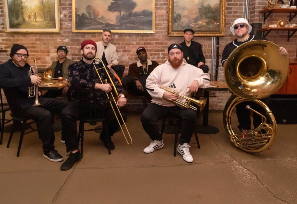 LOWDOWN BRASS BAND w/ Argyle