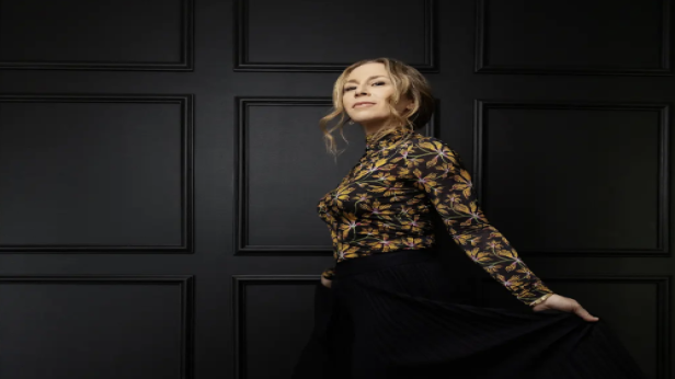(PRE-SALE): An Evening with Toby Lightman
