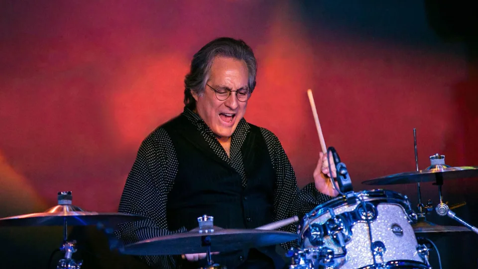 Max Weinberg Returns to Majestic Theatre