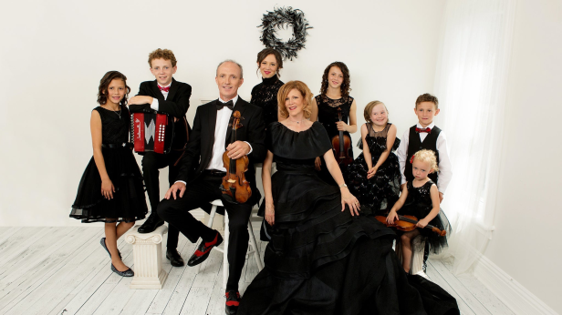 Natalie Macmaster And Donnell Leahy: A Celtic Family Christmas