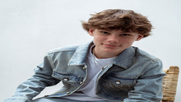 Maddox Batson - I Need a Truck Tour