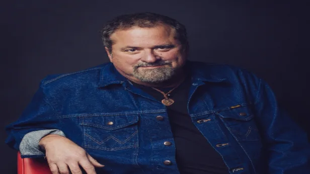 In The Round with Bob DiPiero & friends featuring Recording Artists Dan Marshall & Amy Stroup