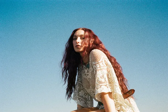 Tractor Presents: Anna Graves w/ K Van Petten AT The Sunset