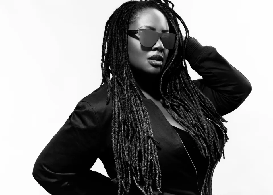 Night in N'awlins Featuring Lalah Hathaway, Daley, Raheem DeVaughn, Keith Jackson, and Coline Creuzot