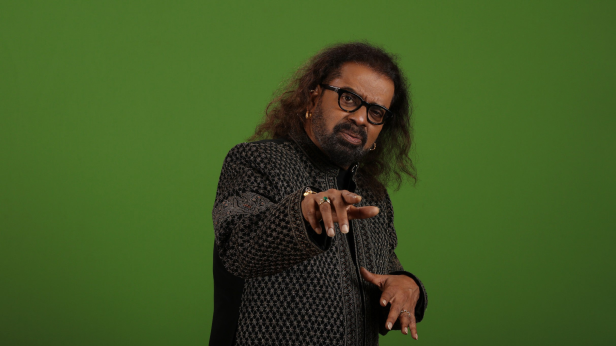 HARIHARAN LIVE IN CONCERT