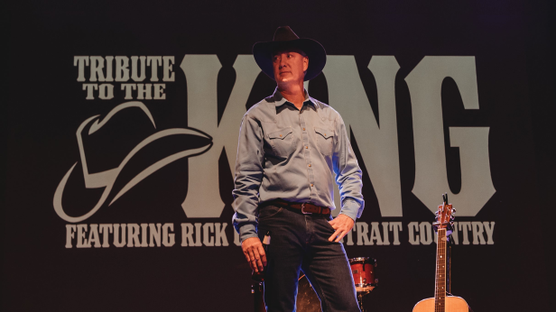 Tribute to the King: Featuring Rick Cook and Strait Country