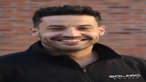 Mark Paul: Travel Ball Comedian