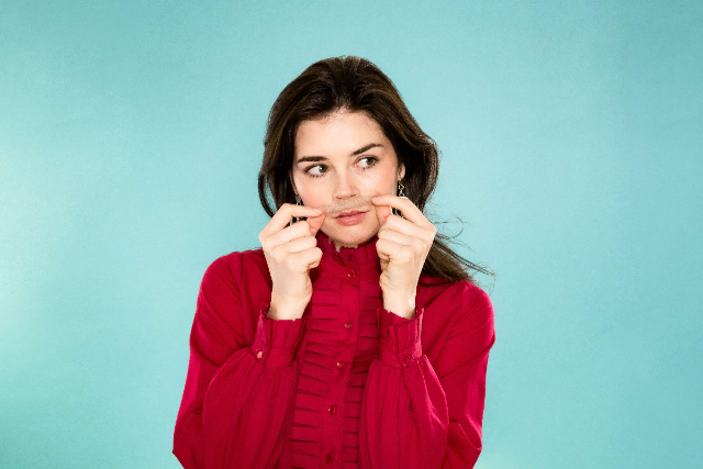 Elise Trouw presents: The Diary of Elon Lust Tour