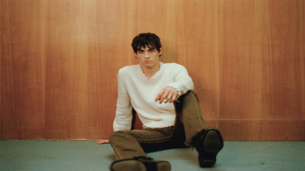 Aidan Bissett – shut up and love me tour