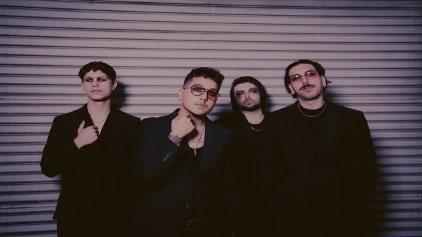 DAYSEEKER: The Pale Moonlight Tour