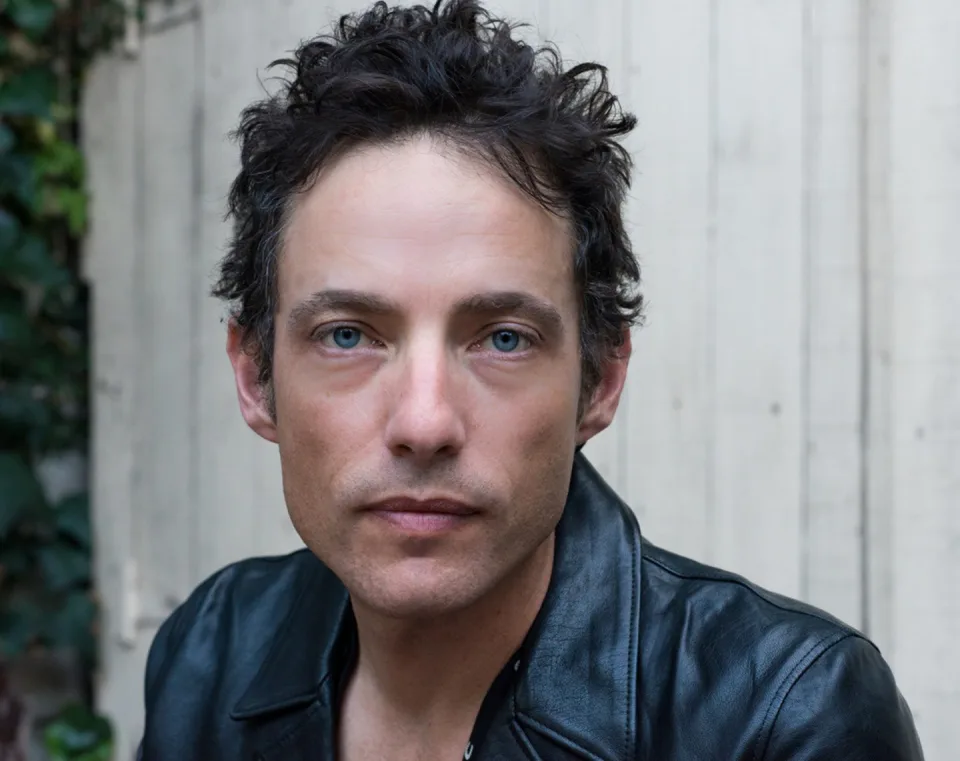 The Wallflowers, The Whitmore Sisters