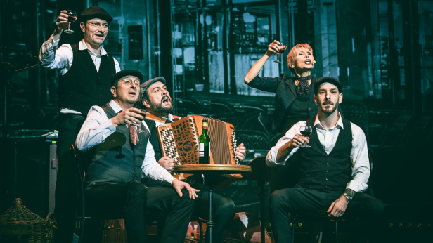 Piaf! The Show