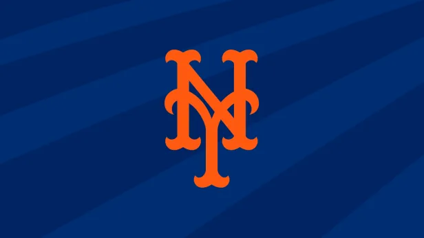 New York Mets vs Atlanta Braves: Crayola Color Your Own Mrs. Met Bobblehead