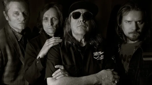DRIVIN N CRYIN Return! w/ special guest Laid Back Country Picker!
