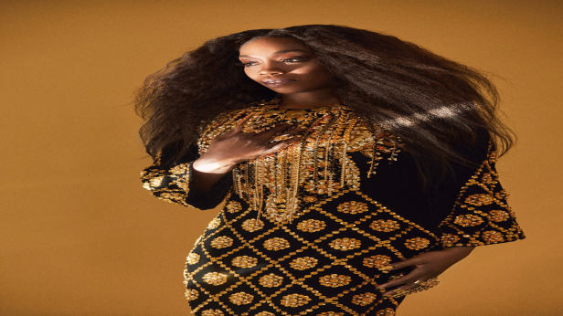 Estelle, Teedra Moses