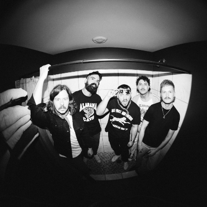 Carver Commodore w/ Vitruvian Soul & Stillcastle at Woodlands Tavern