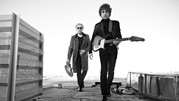 The Kooks - All Over The World Tour