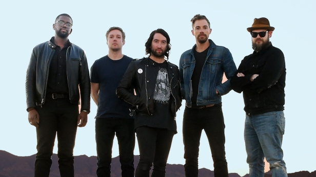 Emo Nite Presents: Delilah vs. Juliet with Plain White T's and We The Kings