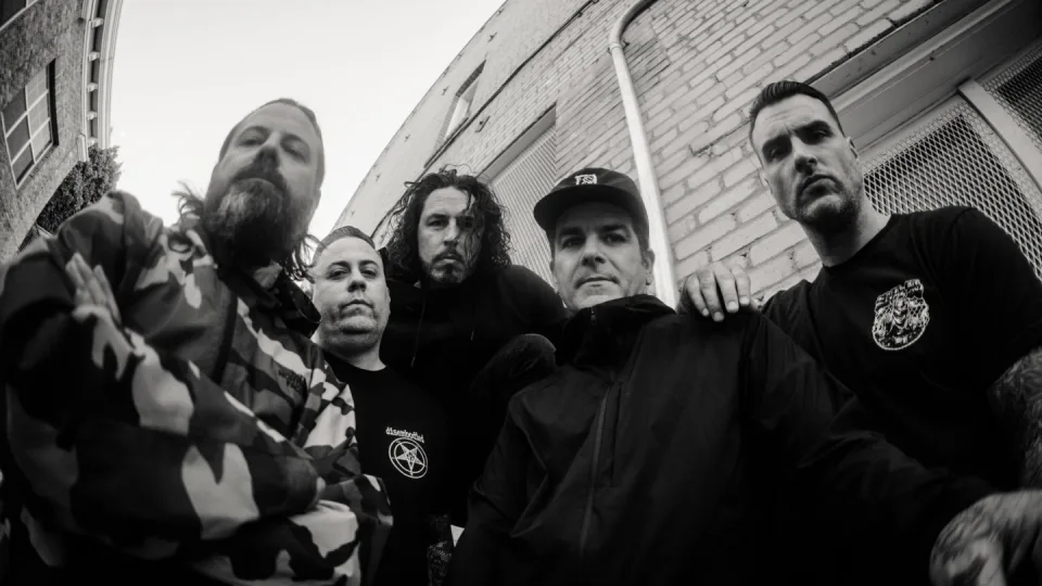 The Official Hellfest West Pre-Show: HELLPHYRA w/ EIGHTEEN VISIONS