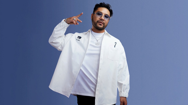 Wax Motif (18+)