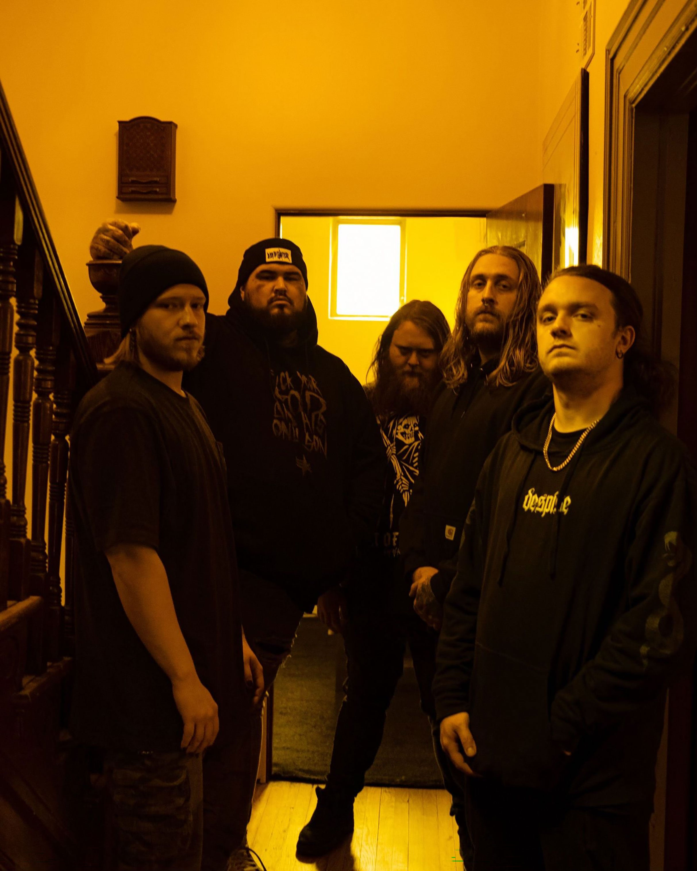 Left To Suffer, Larcenia Roe, Fr3ak