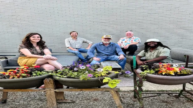 Happy Hour w/ Graveyard Pete & New Appalachian Sound at Woodlands Tavern