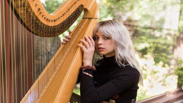 Mikaela Davis w/ Lily Seabird