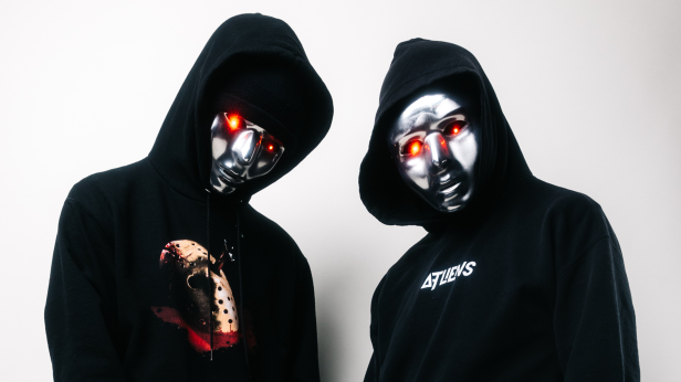 ATLiens ( 21+ )