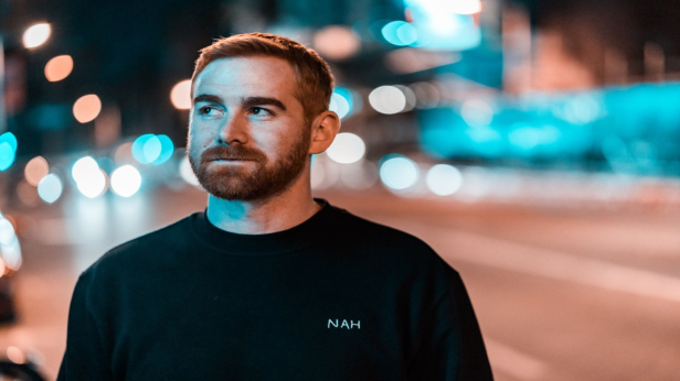 SUNSET COMEDY NIGHT | starring Brett Goldstein, Andrew Santino, Adam Ray, Maz Jobrani, Chaunte Wayans & more!