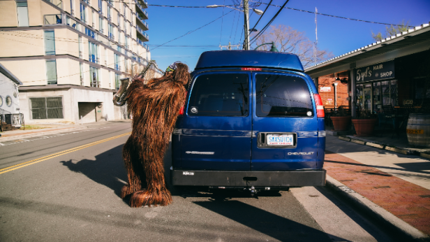 Saxsquatch, Two Leos