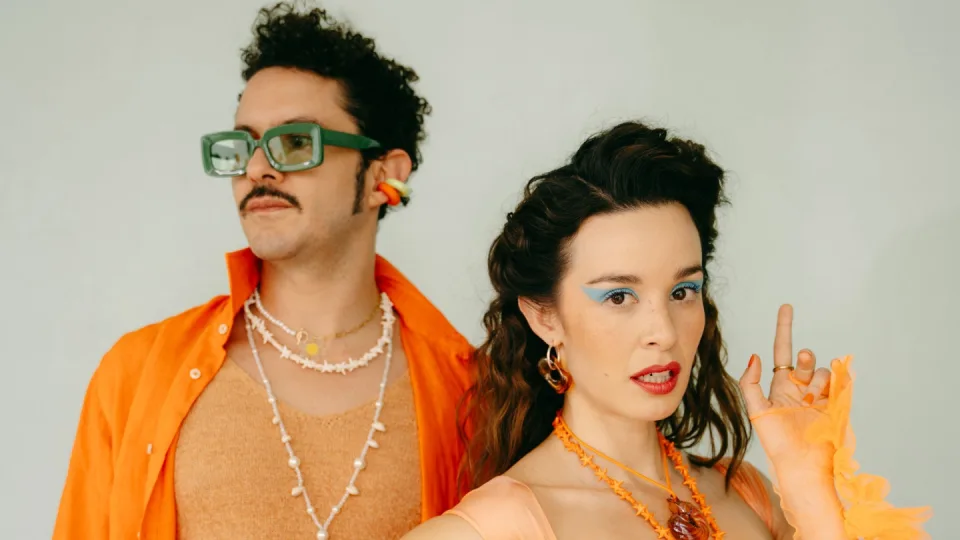 Monsieur Perine: Instrucciones Para Ser Feliz Tour