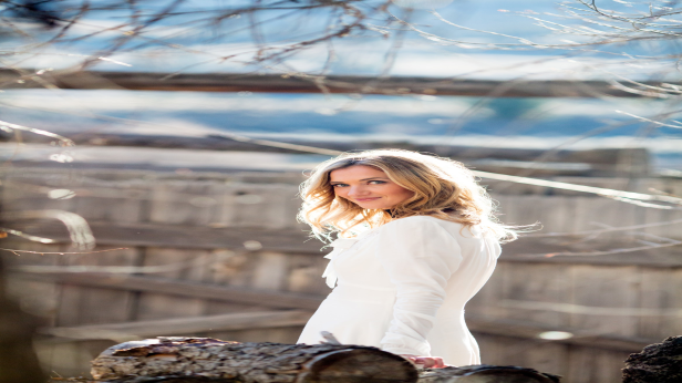 In The Round with Sarah Darling, Aaron Goodvin, Cheyenne Medders & Steevie Steeves