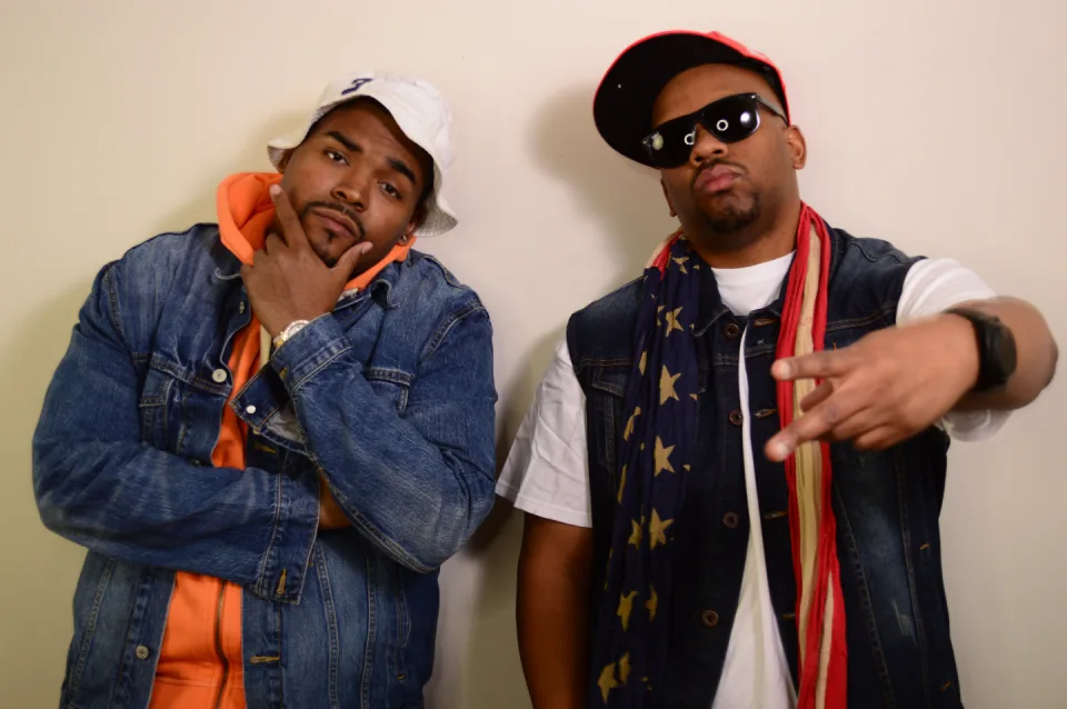 Slum Village featuring Chris Rob Band