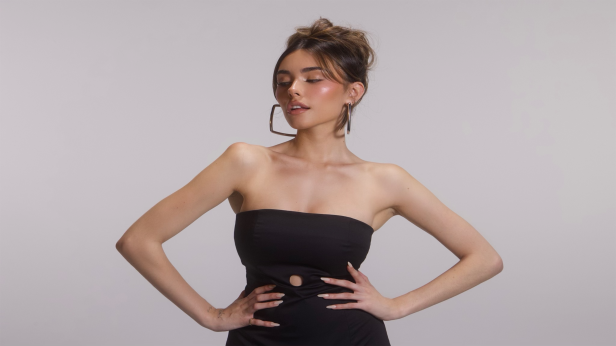 Madison Beer | Official Fontainebleau Ticket + Hotel Packages