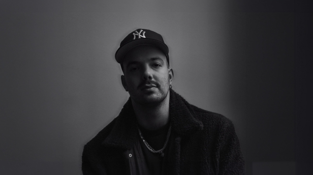 Mac Ayres - The Piano Tour