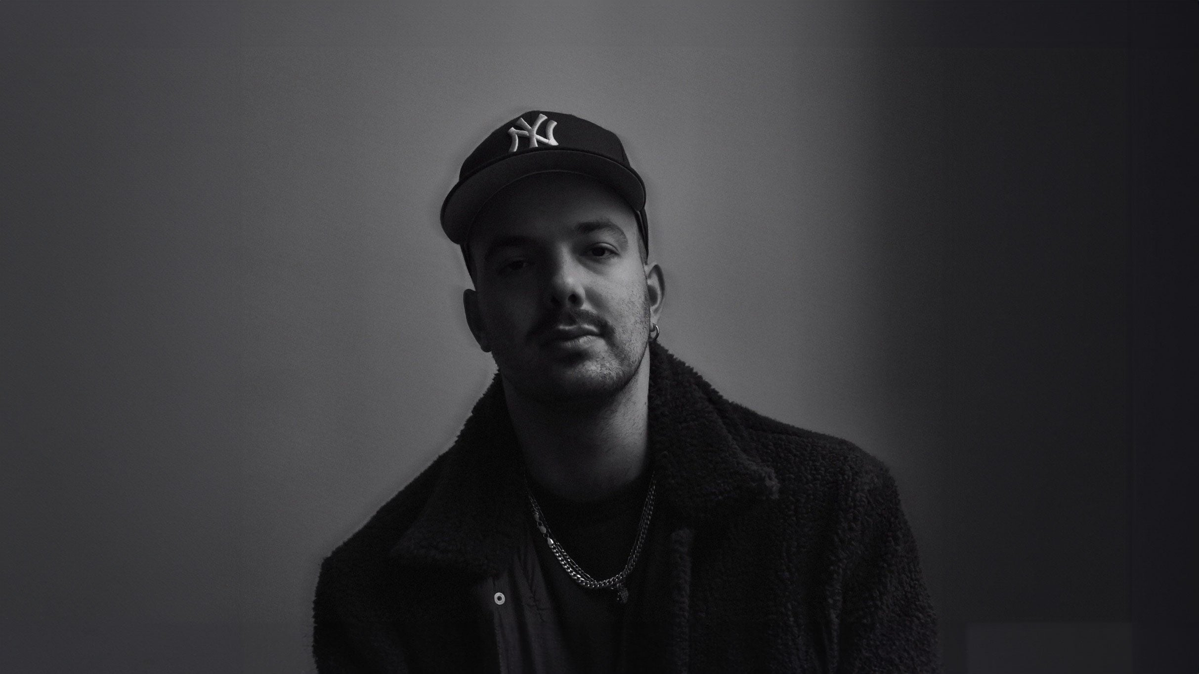 Mac Ayres - The Piano Tour