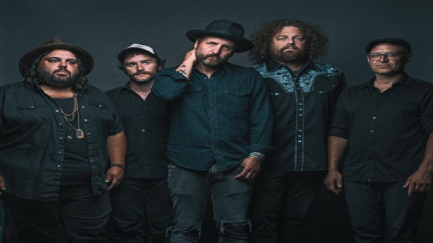 Miles Nielsen & The Rusted Hearts