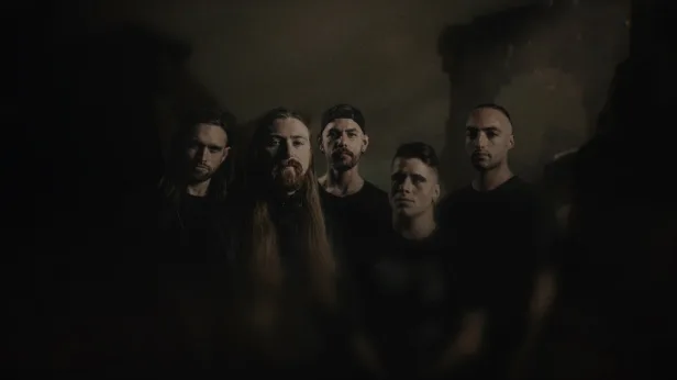 Currents and ERRA